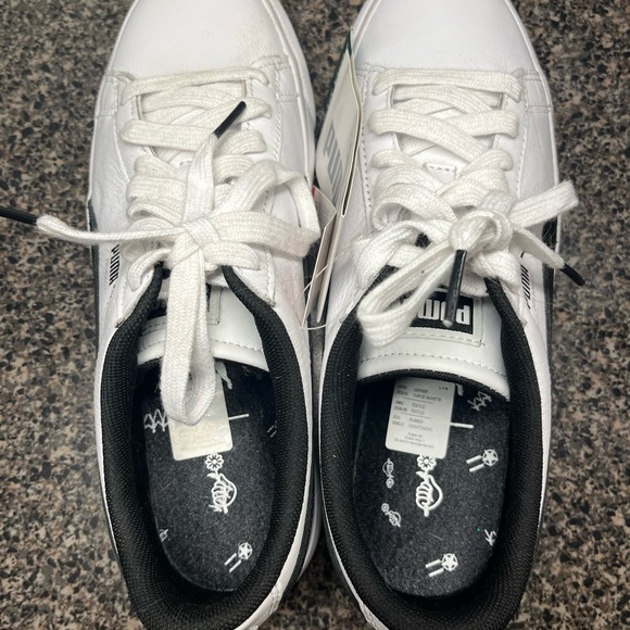 BTS x PUMA 2017 Court Star Shoes, NWT, Collectors item - Picture 4 of 10